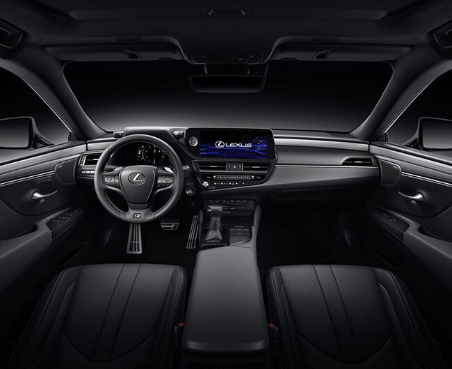 lexus-es300-03-650x530-1.jpg