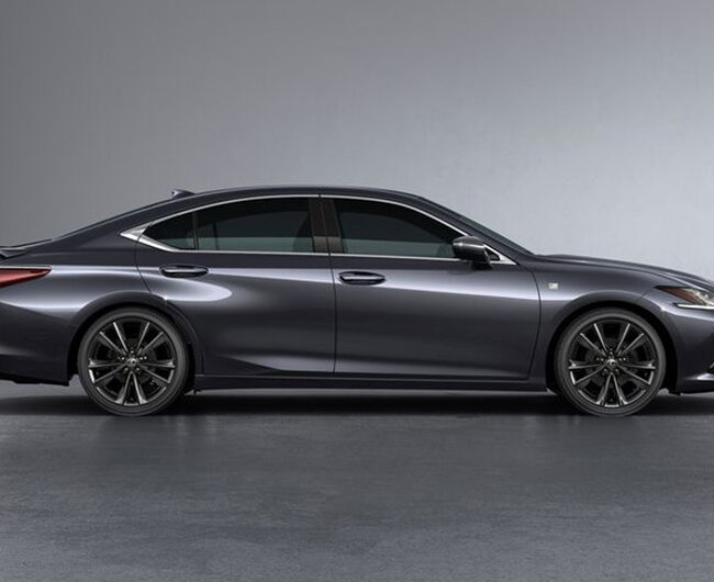 lexus-es300-06-650x530-1.jpg